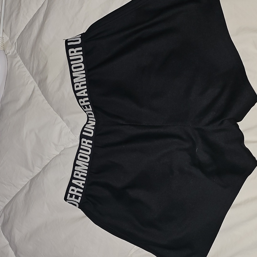 Under Armour Womens Wz Small Black Shorts With Pockets!! - Picture 6 of 6